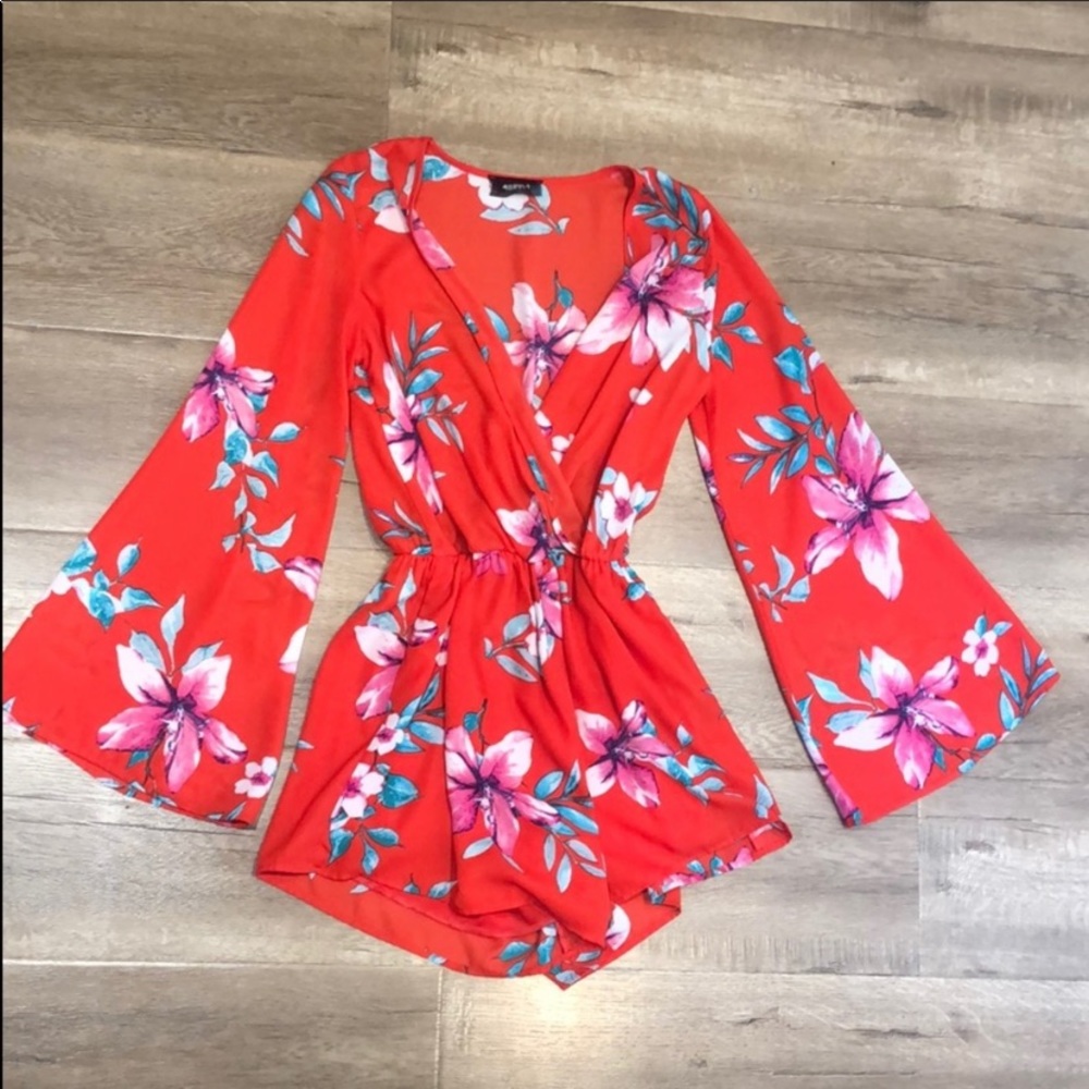 4si3nna red tropical romper